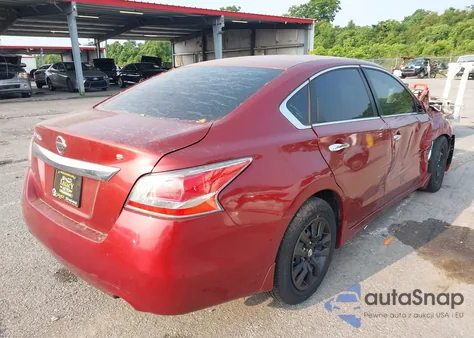 2015 Nissan Altima 2.5 S z USA, uszkodzony, nr VIN 1N4AL3AP1FC468406